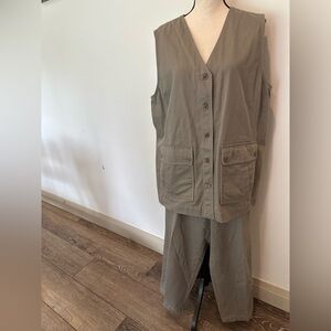Elizabeth by Liz Claiborne 2 piece pant vest  set Khaki Cotton SZ 18
